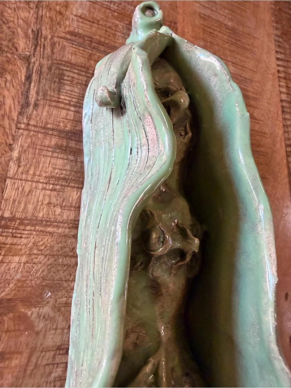 4 Face Anthropomorphic 3D Pea Pod Signed Clay Pottery Vintage 2000 15x3x3”